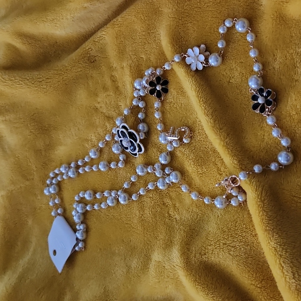 Pearl necklace
